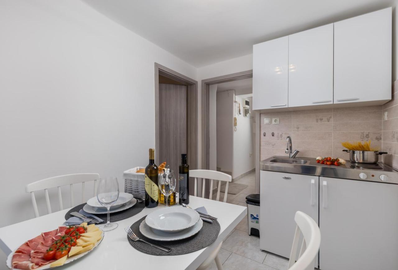 Main View Apartment Риека Экстерьер фото